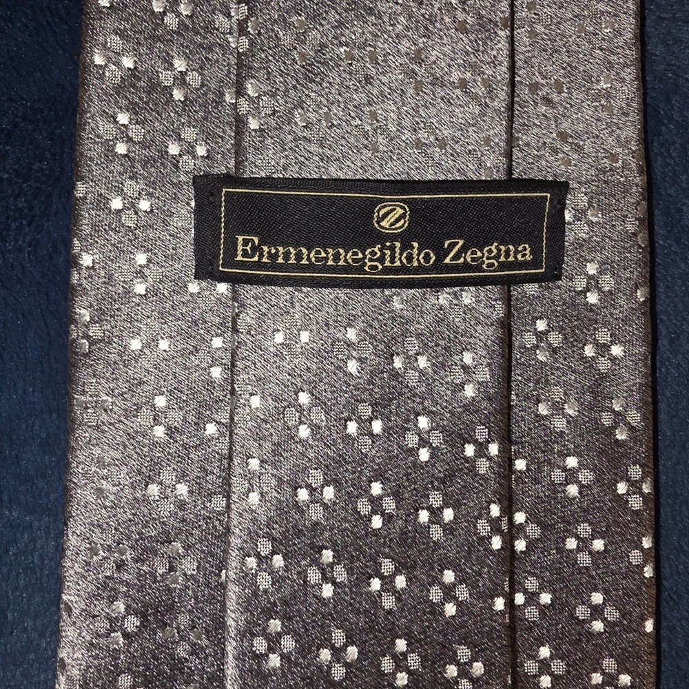 Ermenegildo Zegna Silver Silk Geometric Floral Necktie Made in Italy